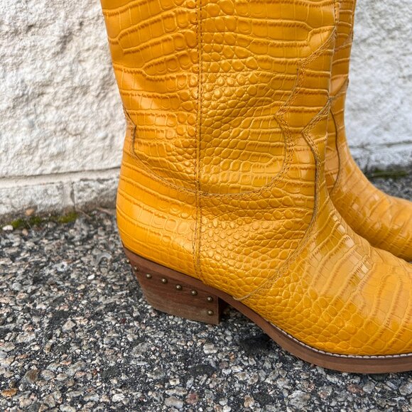 Sam Edelman Oakland Yellow Crocodile Embossed Leather Cowboy Boots Size 9 - Picture 2 of 10